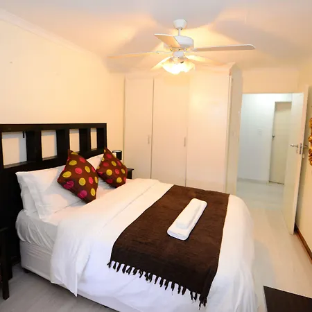 Corgi Guest House-3